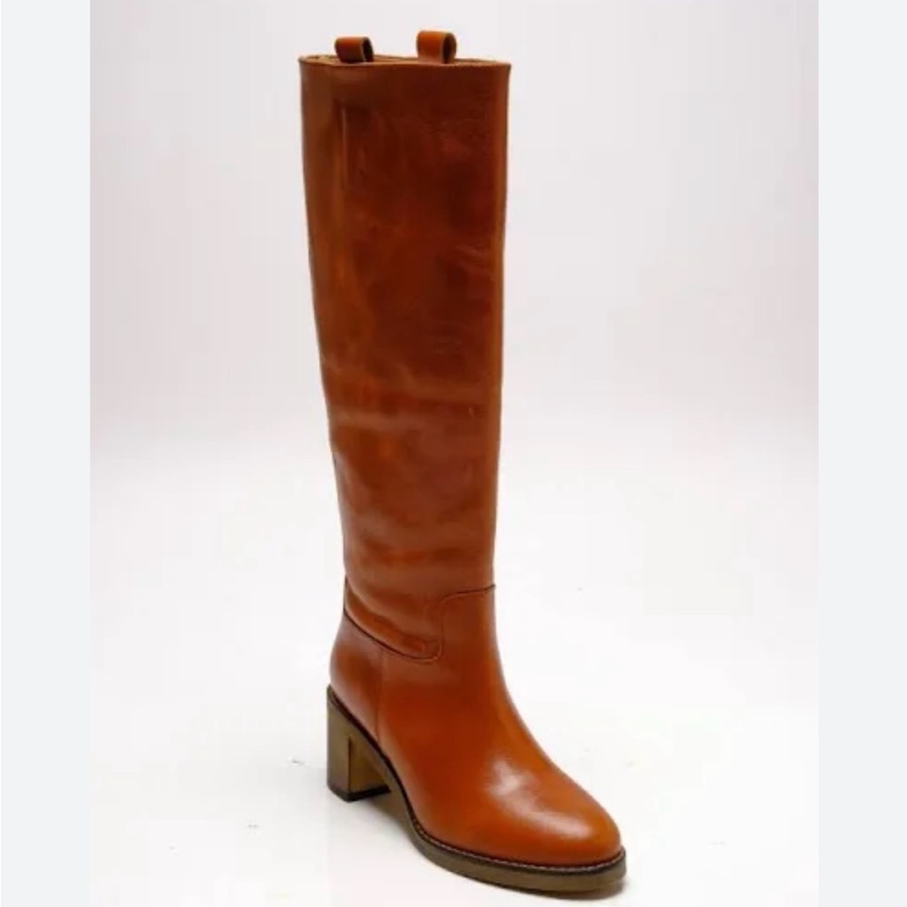 Free people leather boots size 6